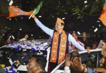 शपथविधीनंतर कर्जत, नेरळमध्ये जल्लोष..