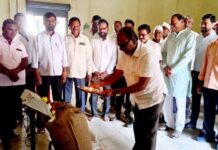 नेरळ येथील केंद्रावर भाताची हमी भावाने खरेदी